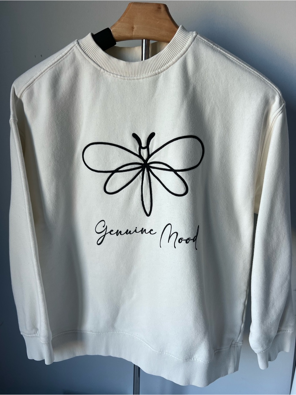 Zara Cream Sweatshirt with Black Graphic